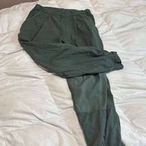 Rail Rider’s Olive Green Pants Velcro bottom Size 11 Hiking Pants